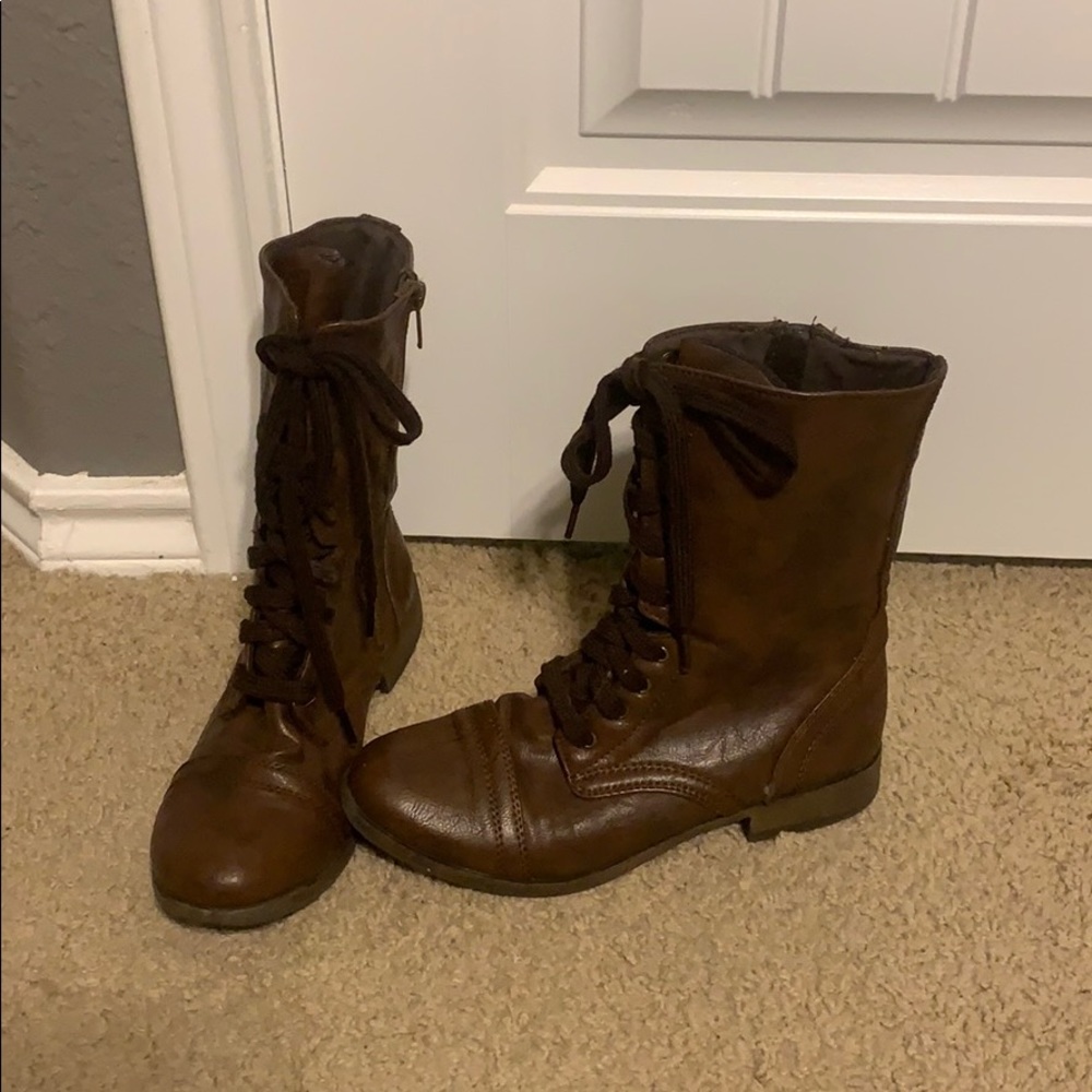 Women’s combat boots